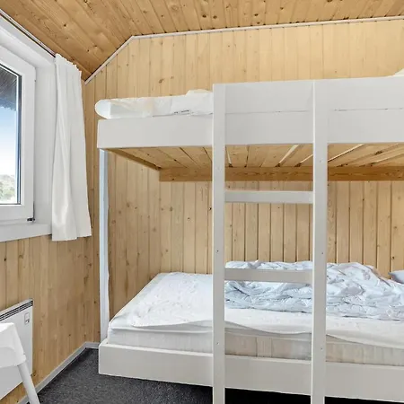 Nice Home In Vejers Strand With Wifi *