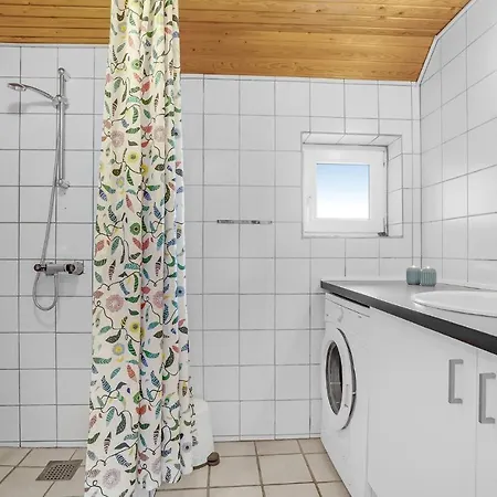 Semesterbostad Nice Home In Vejers Strand With Wifi Vejers Strand